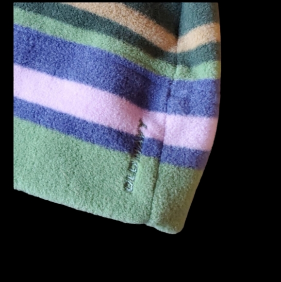 Old Navy NWOT pom pom hat - Picture 3 of 3